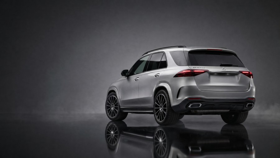 Mercedes-Benz GLE 350, rear three-quarter view